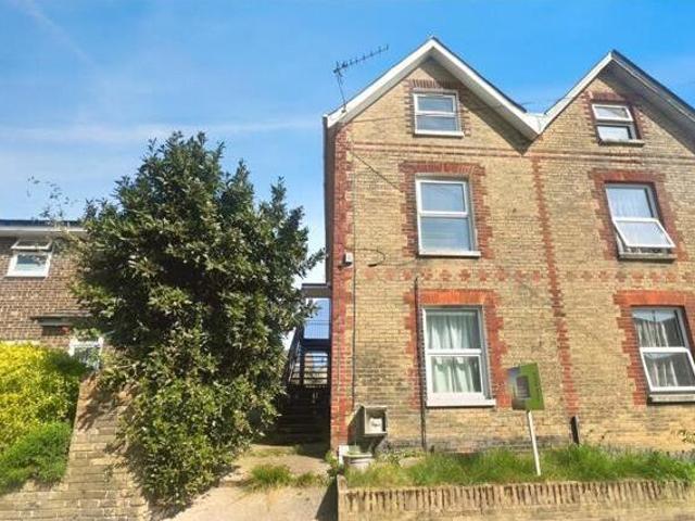 House for sale in East Cowes, Isle Of Wight