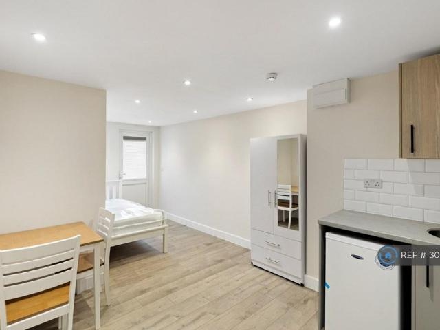 Apartment for rent in Grays, Essex