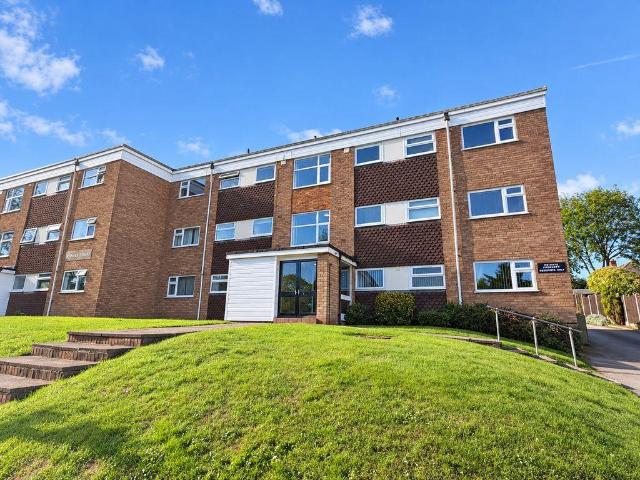 Apartment for rent in Four Oaks, Birmingham