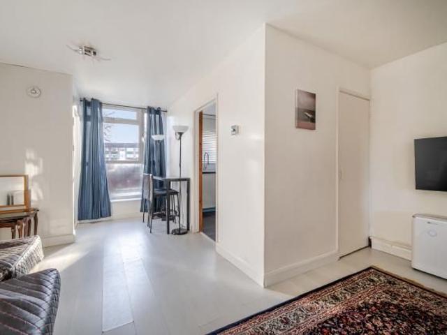 Apartment for rent in Clewer Village, Windsor