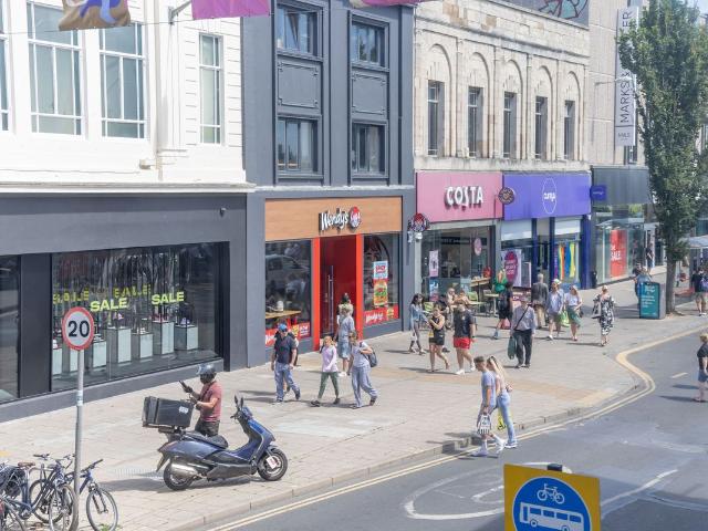 Studio for rent in Brunswick, Brighton & Hove