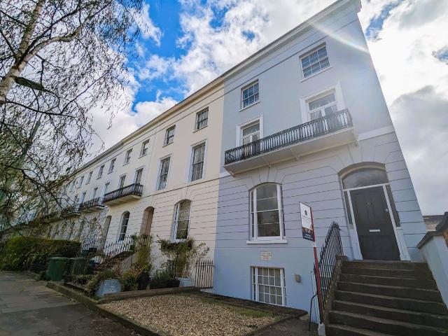Apartment for rent in Golden Valley, Gloucestershire