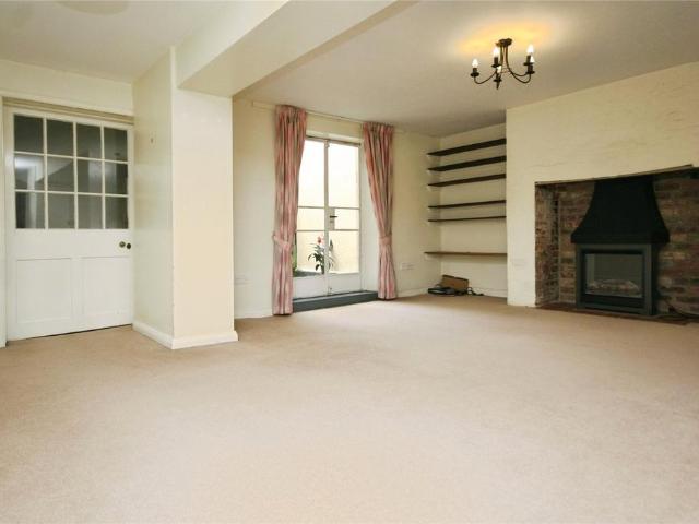 Apartment for rent in Golden Valley, Gloucestershire