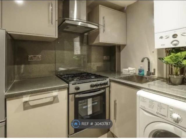 Studio for rent in Alton Barnes, Essex