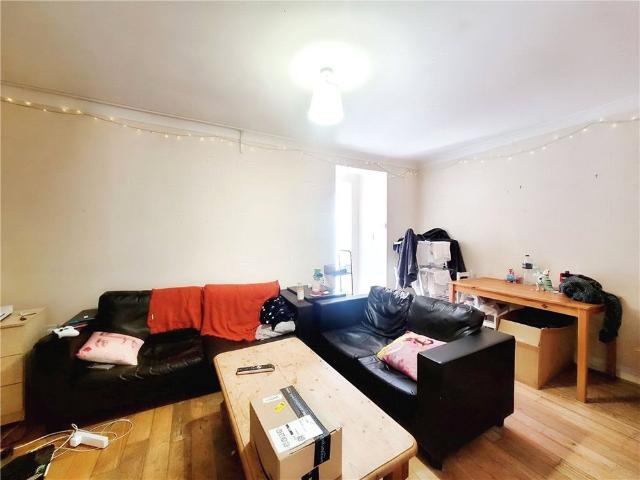 House for rent in Ripley Springs, Row Town