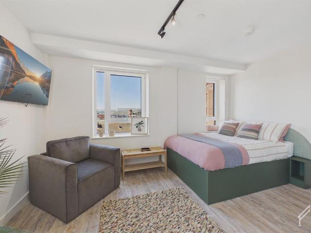 Studio for rent in Norbiton, Greater London