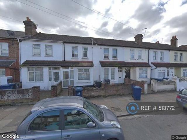 House for rent in London Borough of Ealing, Greater London