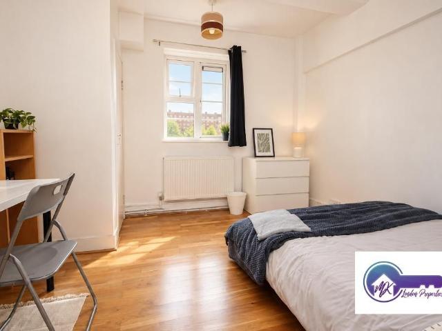 Room for rent in Maitland Park, Greater London