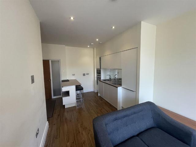 Apartment for rent in Milverton, Green Close