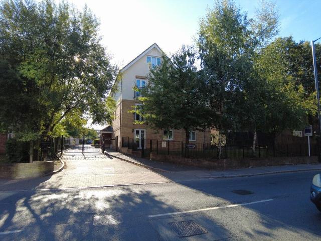 Apartment for rent in London Borough of Harrow, Greater London