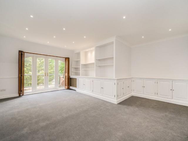 Apartment for rent in Batchworth