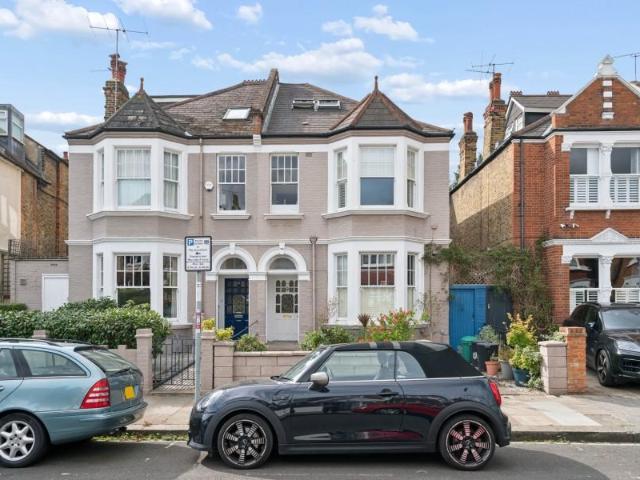 Apartment for rent in London Borough of Wandsworth, Greater London