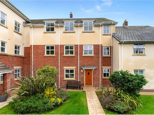 Apartment for rent in Dunscar, Bolton