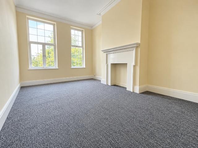Apartment for rent in Clarendon Park, Leicester