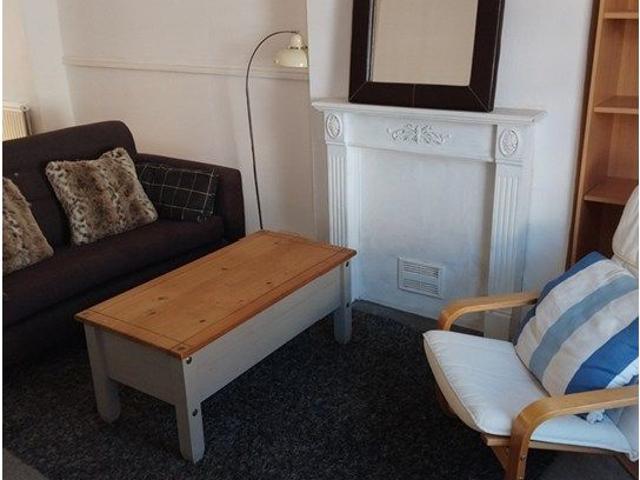 House for rent in Clarendon, Ash