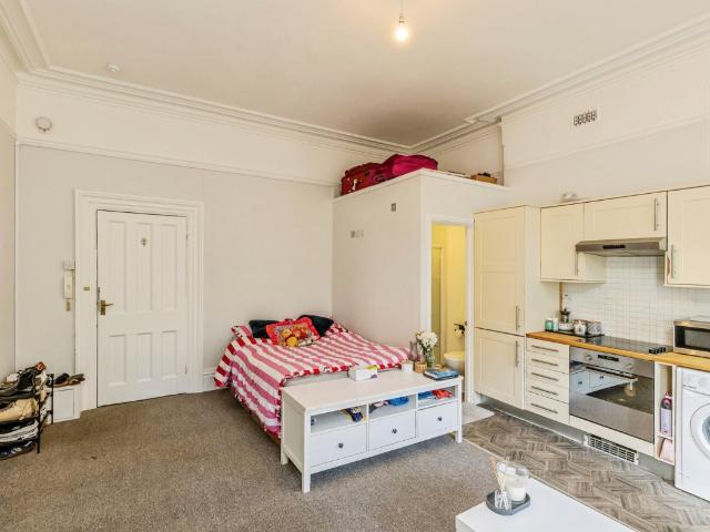 Studio for rent in Feckenham, City Of Bristol