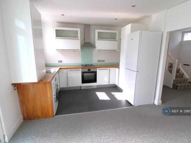 Apartment for rent in Aldrington