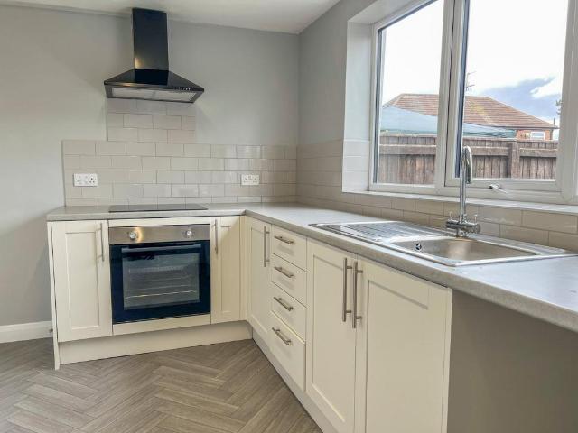 House for rent in Nunsthorpe, Bradley