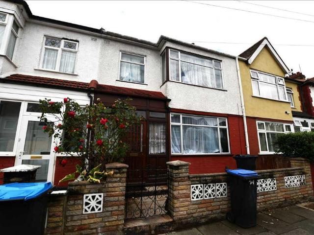House for rent in Upper Edmonton, Greater London