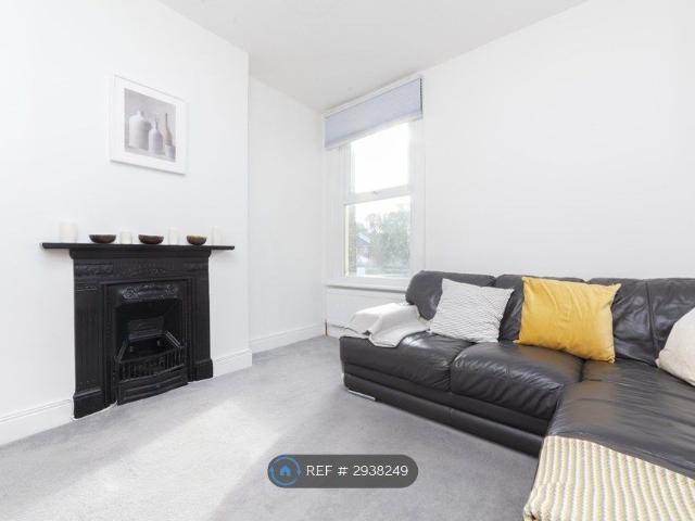 House for rent in London Borough of Merton, Collier's Wood