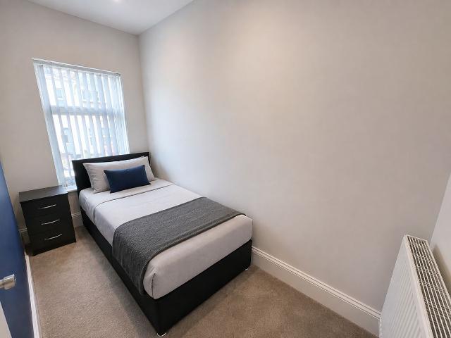 Studio for rent in Spring Park, Luton