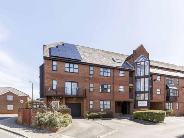 Apartment for rent in Southsea, City Of Portsmouth