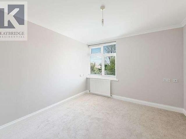 Apartment for rent in London Borough of Sutton, Greater London