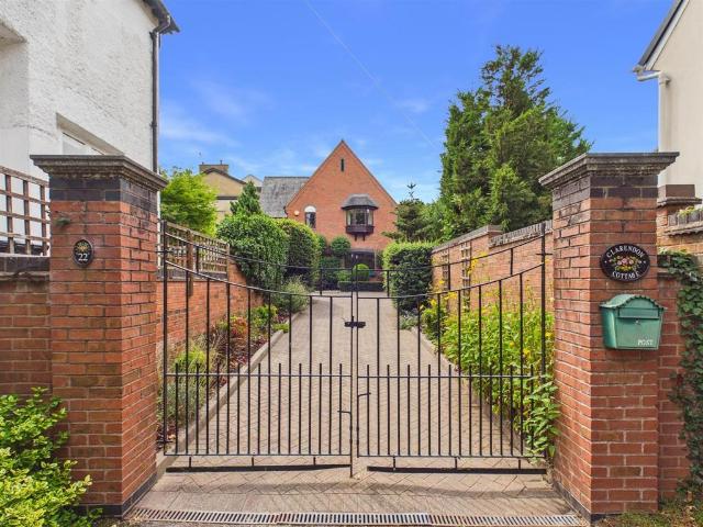 House for rent in Milverton, Green Close