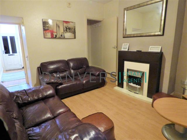 House for rent in Bede Island, Old Wharf