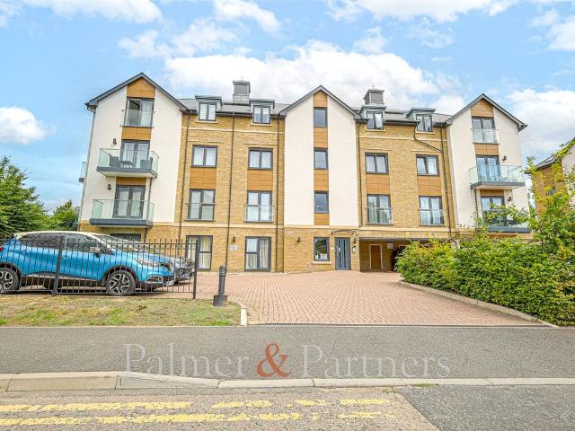 Apartment for rent in Handford Place, Fordham Heath