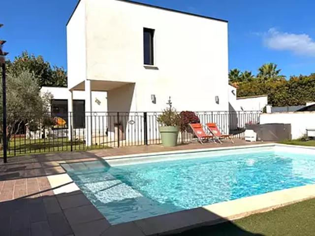 Maison vente à Nîmes, Clarensac