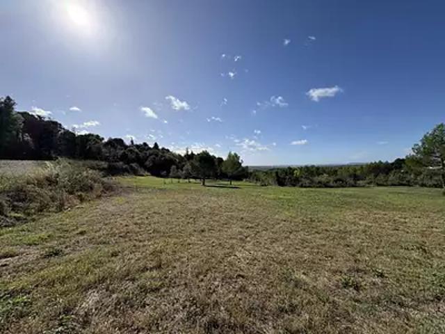 Terrain vente à Nîmes, Clarensac