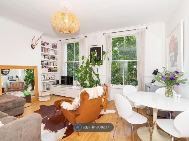 Apartment for rent in Loughborough Junction, Greater London