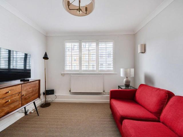House for rent in Tachbrook Estate, Greater London