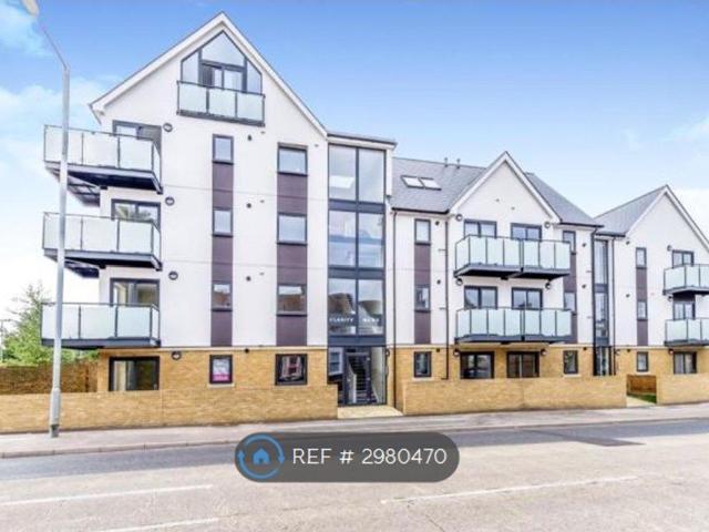 Apartment for rent in Grove Park, Oad Street