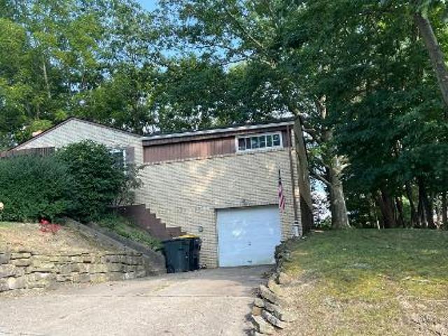 House for sale in Bethel Park, Pennsylvania