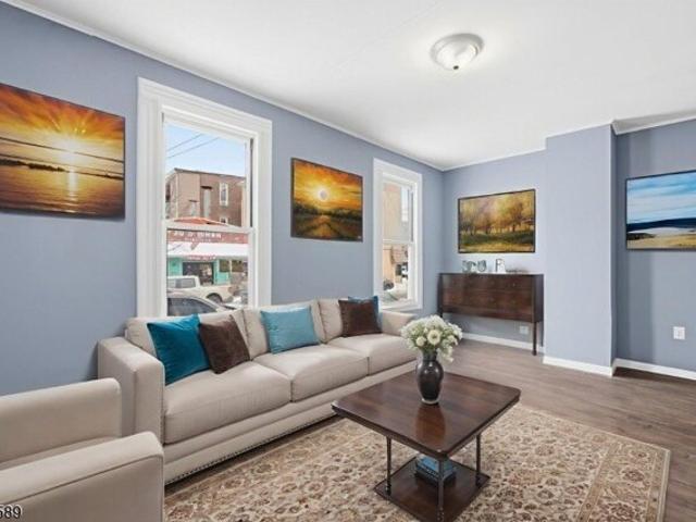 House for sale in Elizabeth, New Jersey
