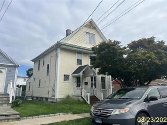 House for sale in Toilsome Hill, Bridgeport