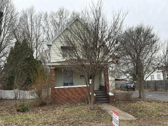 House for sale in Galesburg, Illinois