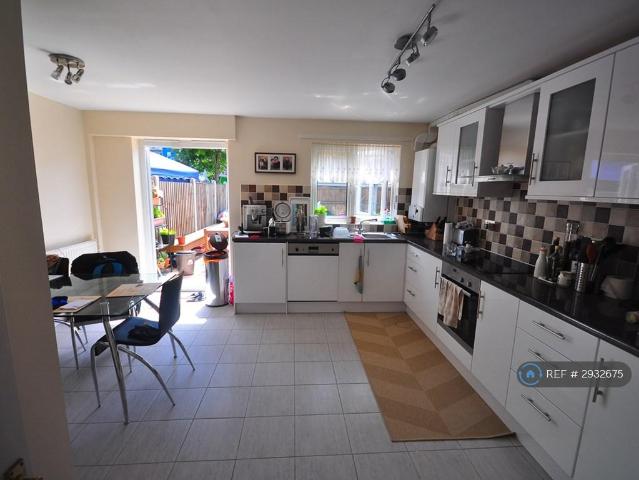 House for rent in Ratcliffe, Stepney