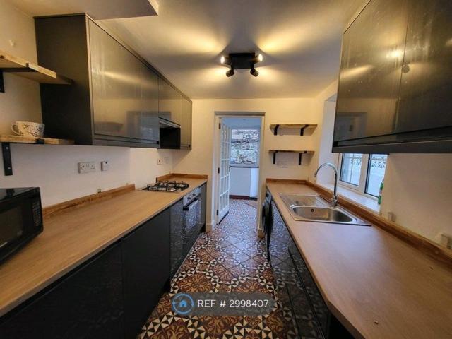 Room for rent in Easton, Feckenham