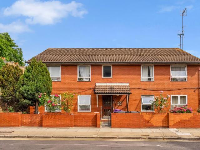 Apartment for rent in St. George in the East, Stepney