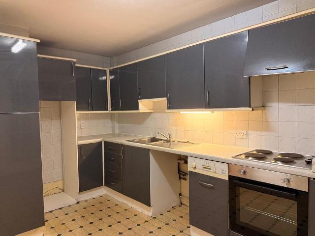 Apartment for rent in Ratcliffe, Greater London