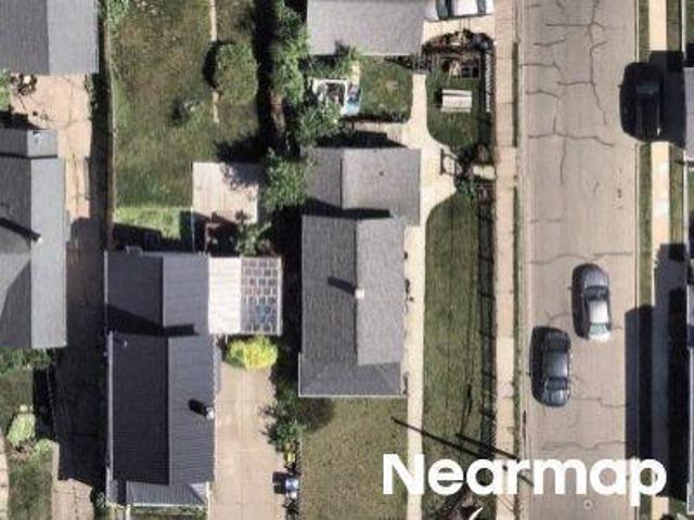 House for sale in Dubuque, Dubuque County