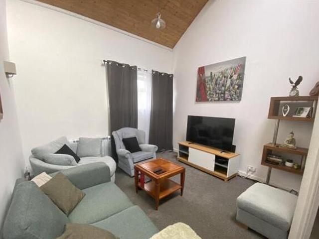 House for sale in Northampton, Northamptonshire