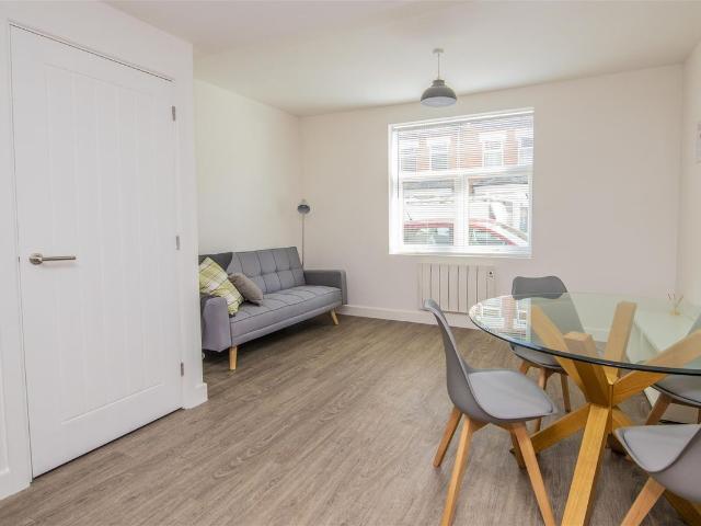 Room for rent in Phippsville, Northampton
