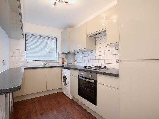 Apartment for rent in Broomfield, South Yorkshire