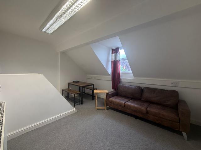 Apartment for rent in Broomhill, South Yorkshire