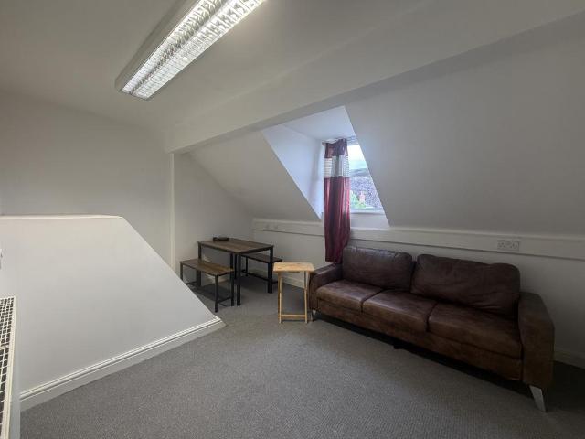 Apartment for rent in Broomhill, South Yorkshire