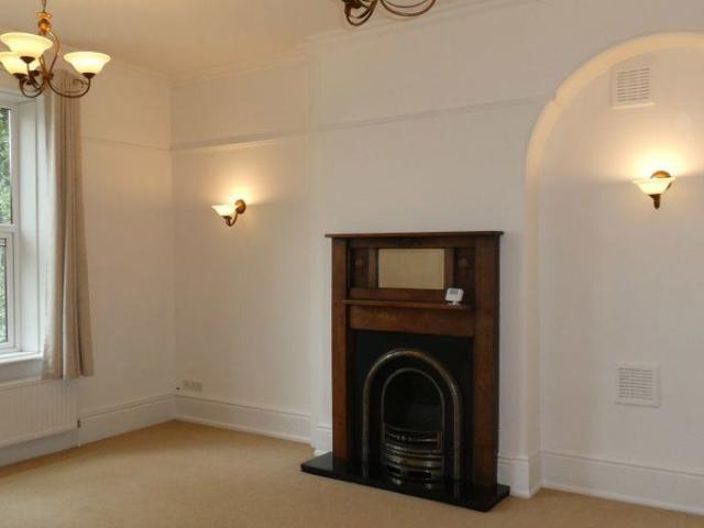 Apartment for rent in Broomhill, South Yorkshire